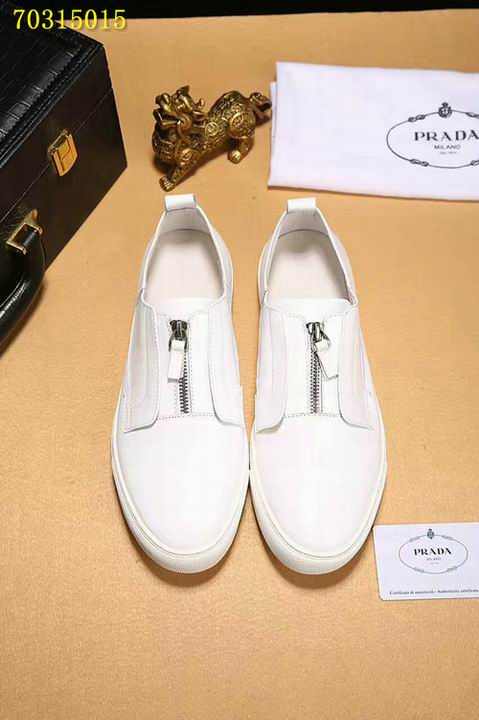 Prada casual shoes men-016
